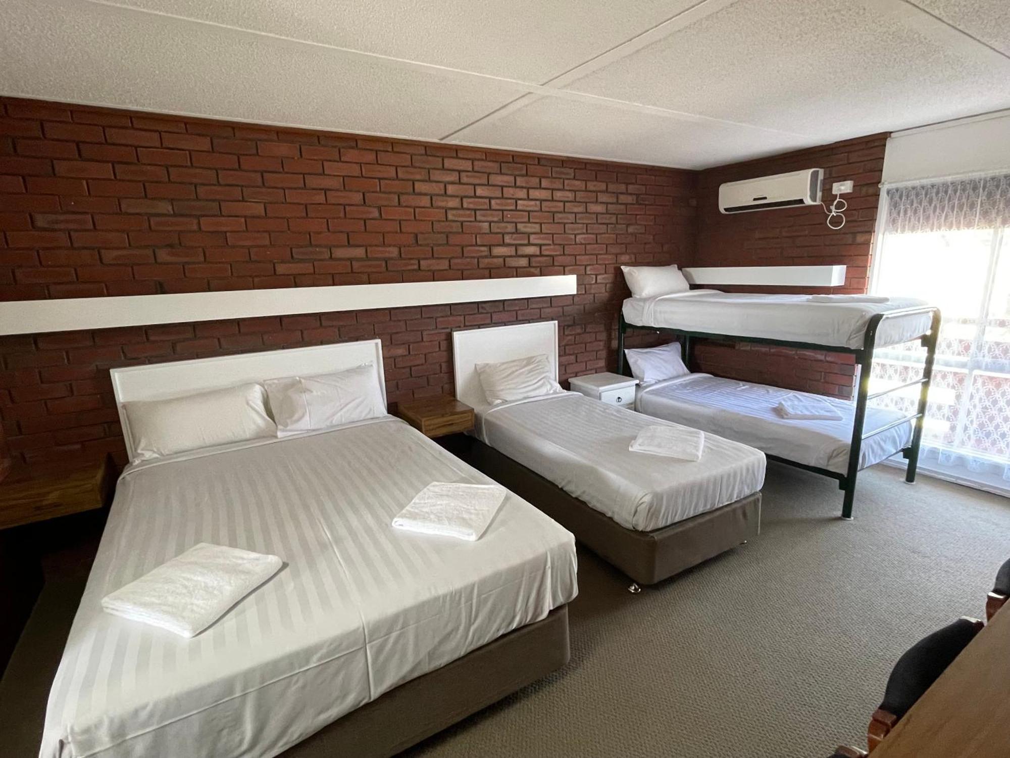 Mid City Plantation Motel Μιλντούρα Εξωτερικό φωτογραφία