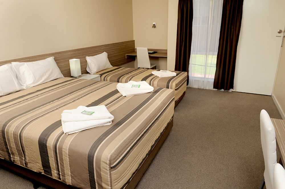 Mid City Plantation Motel Μιλντούρα Εξωτερικό φωτογραφία